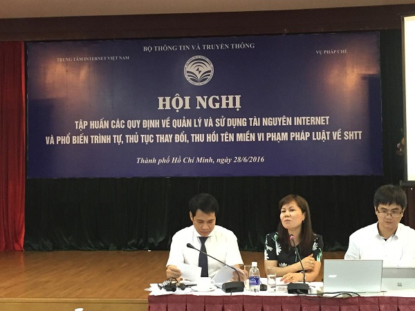 hoi-nghi-tap-huan-ve-tai-nguyen-internet-4